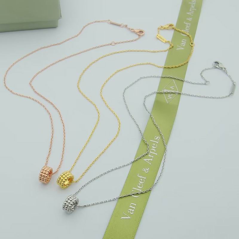 Van Cleef & Arpels necklace 11yxq10